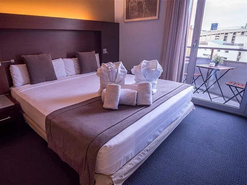 Hotel Madanis L'Hospitalet de Llobregat
