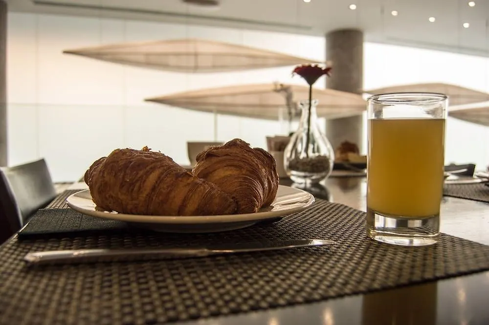 Hotel Madanis L'Hospitalet de Llobregat Barcelona