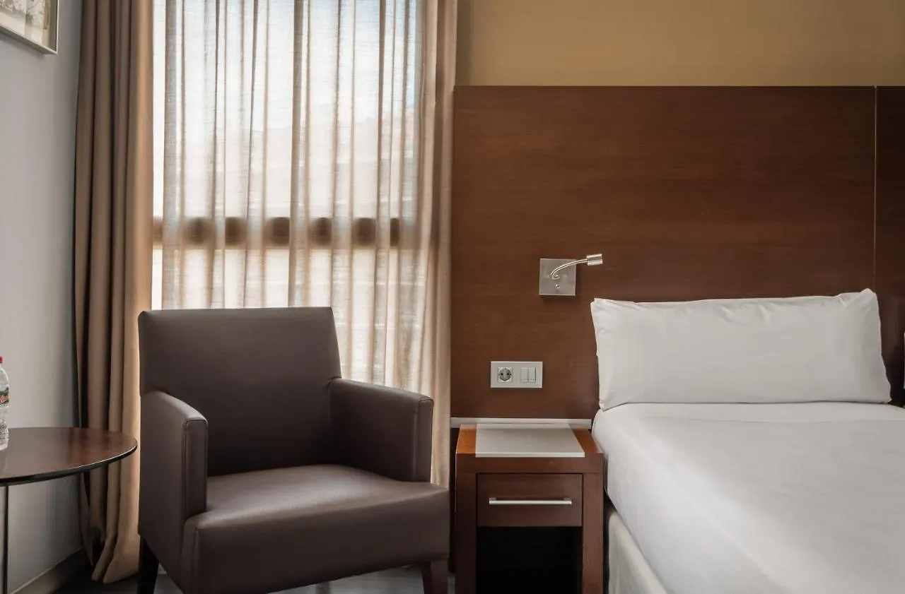 Hotel Madanis L'Hospitalet de Llobregat  Barcelona