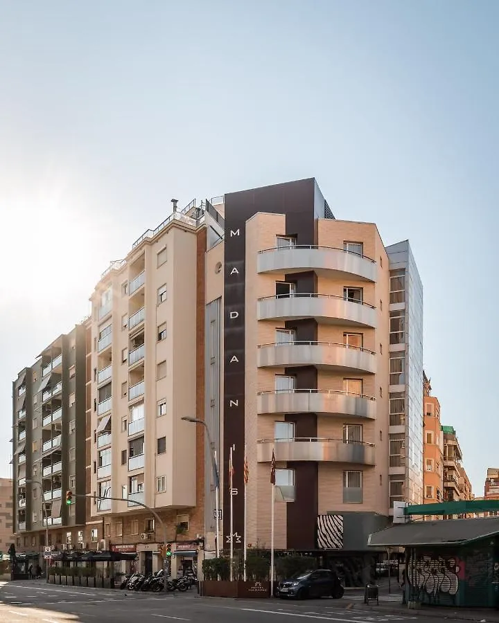 Hotel Madanis L'Hospitalet de Llobregat